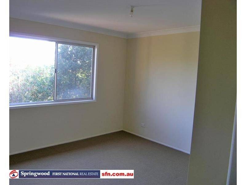 120 Aquarius Drive, Kingston QLD 4114