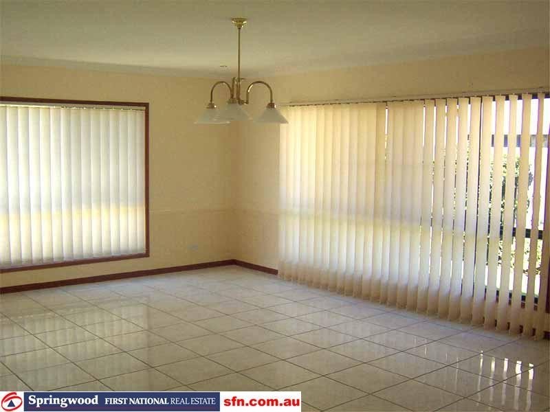 73 Balmoral Street, Kuraby QLD 4112