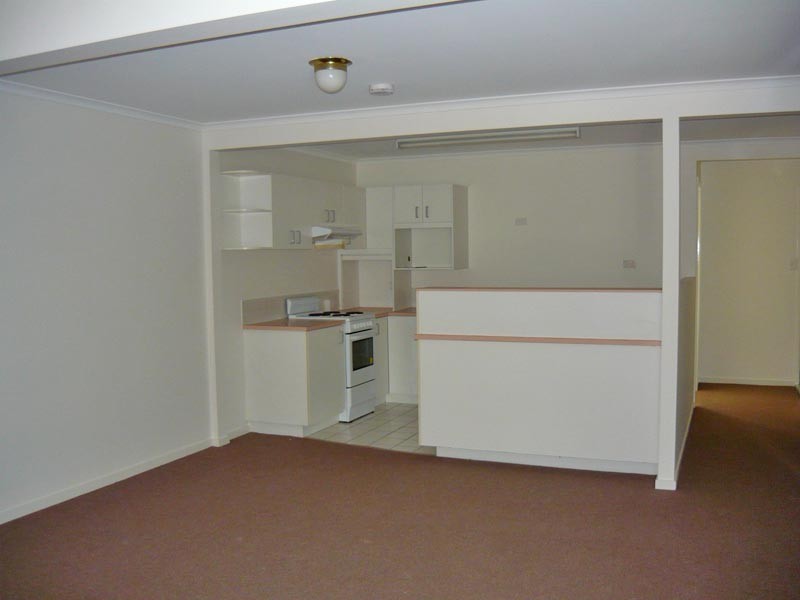 2/66 Springwood Road, Springwood QLD 4127