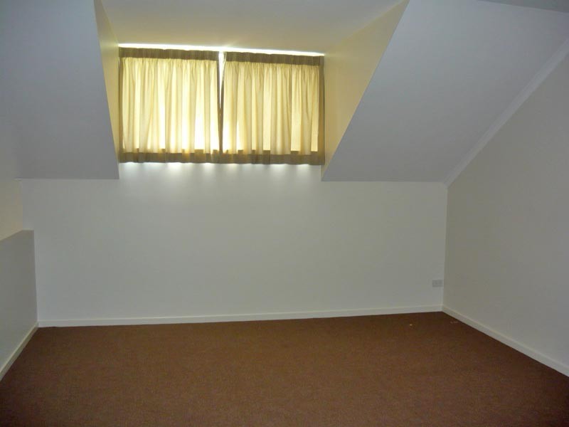 2/66 Springwood Road, Springwood QLD 4127