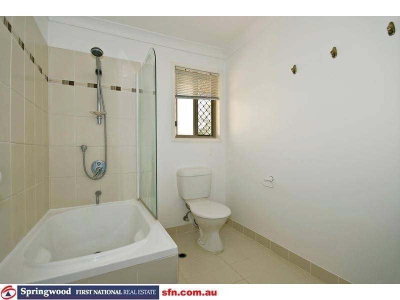 4/136 Smith Road, Woodridge QLD 4114