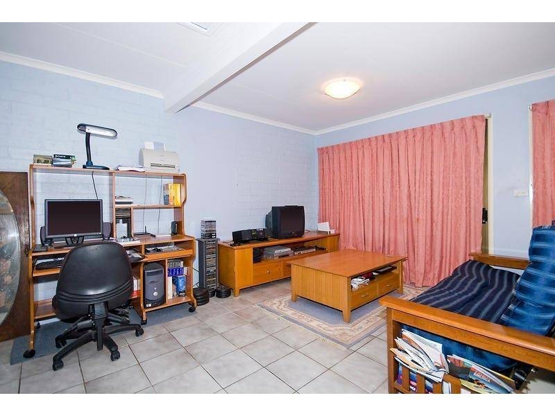 21 Briggs Road, Springwood QLD 4127