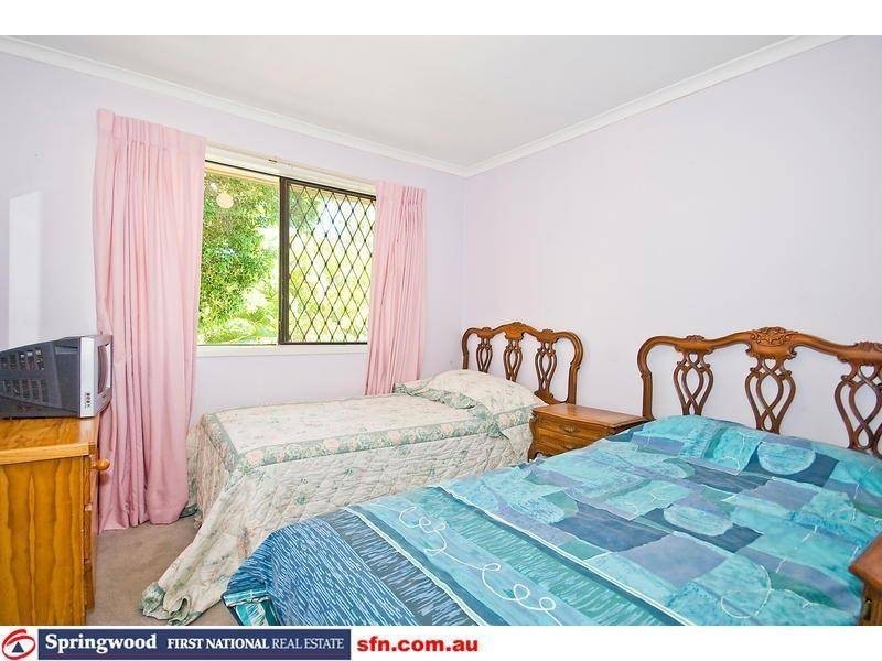 21 Briggs Road, Springwood QLD 4127