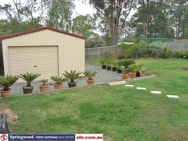 32 Gamenya Drive, Springwood QLD 4127