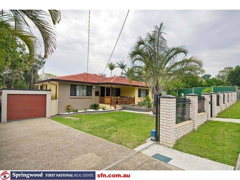 19 Barbaralla Drive, Springwood QLD 4127