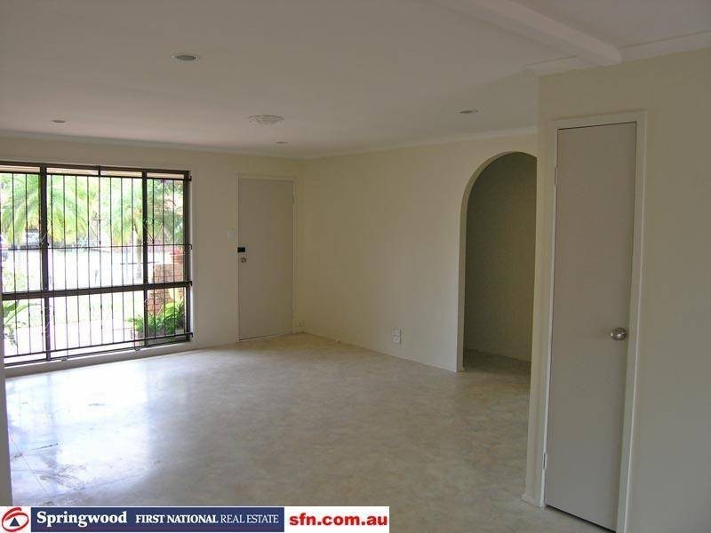 80 Springfield Crescent, Daisy Hill QLD 4127