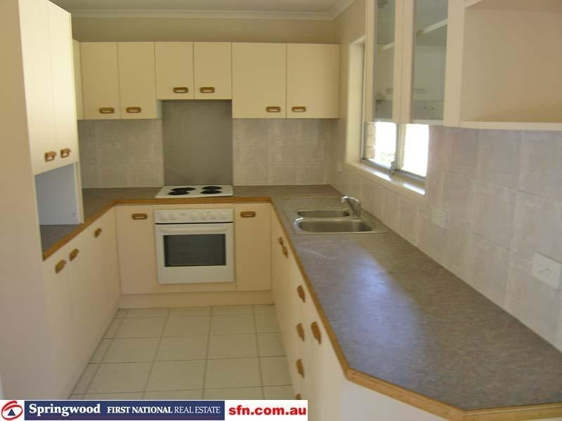 17 Frobisher Street, Springwood QLD 4127