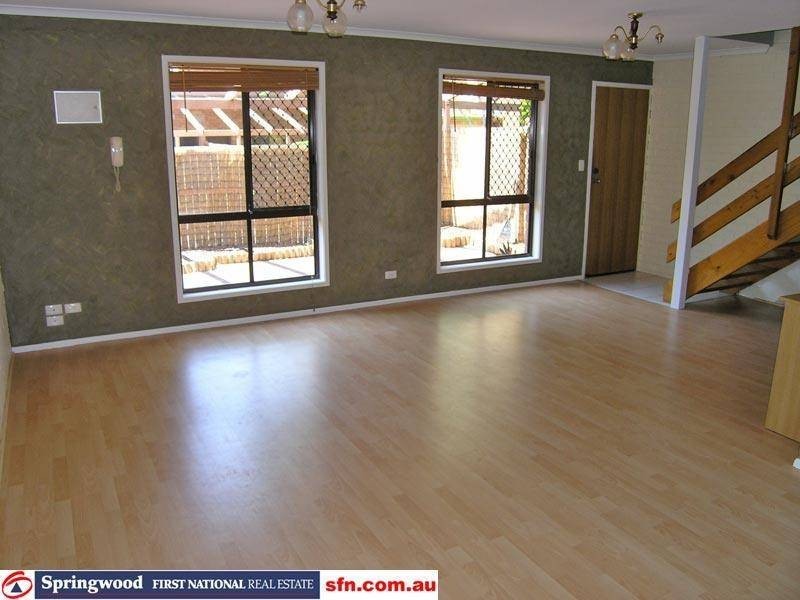 42/123 Hall Road, Springwood QLD 4127