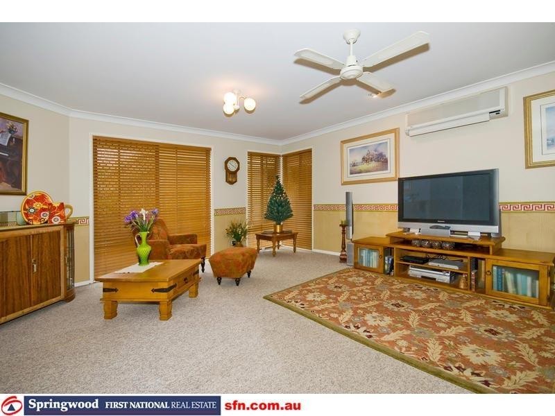11 Staydar Crescent, Meadowbrook QLD 4131