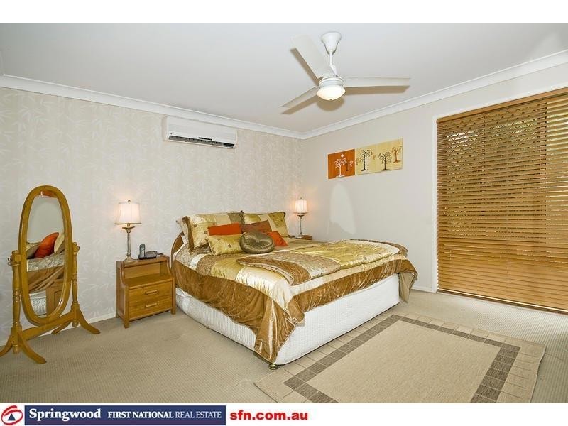 11 Staydar Crescent, Meadowbrook QLD 4131