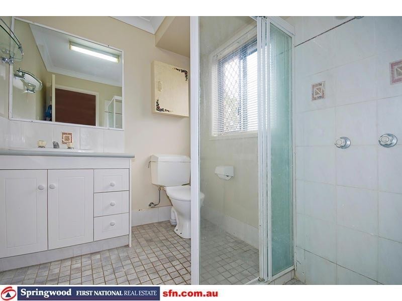 11 Staydar Crescent, Meadowbrook QLD 4131