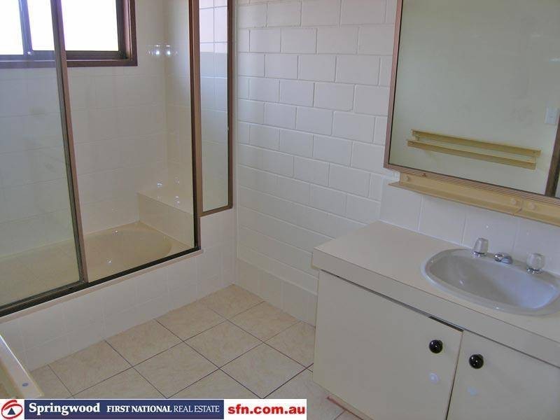 2/134 Bryants Road, Shailer Park QLD 4128