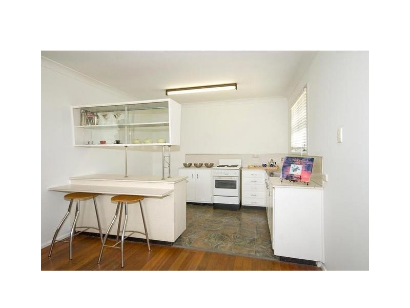 8 Thornhill Street, Springwood QLD 4127