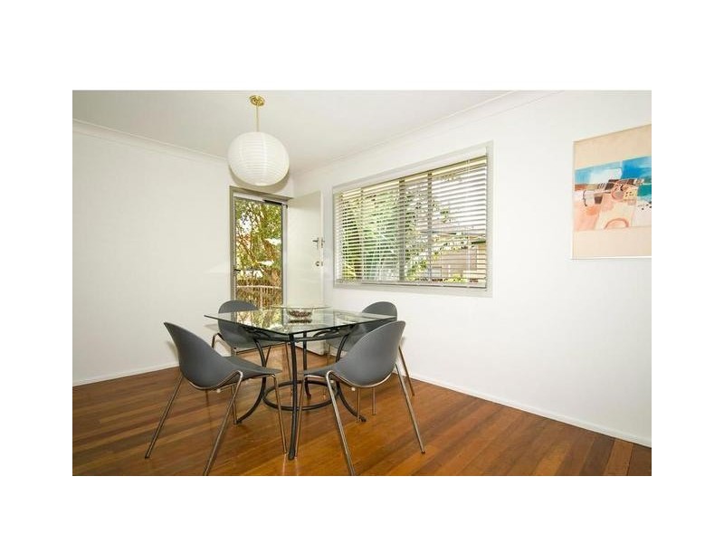 8 Thornhill Street, Springwood QLD 4127