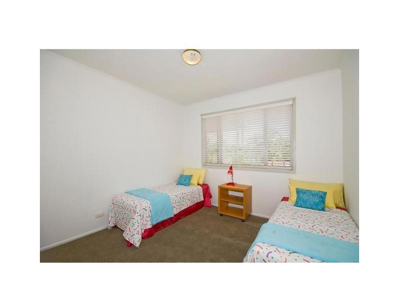 8 Thornhill Street, Springwood QLD 4127