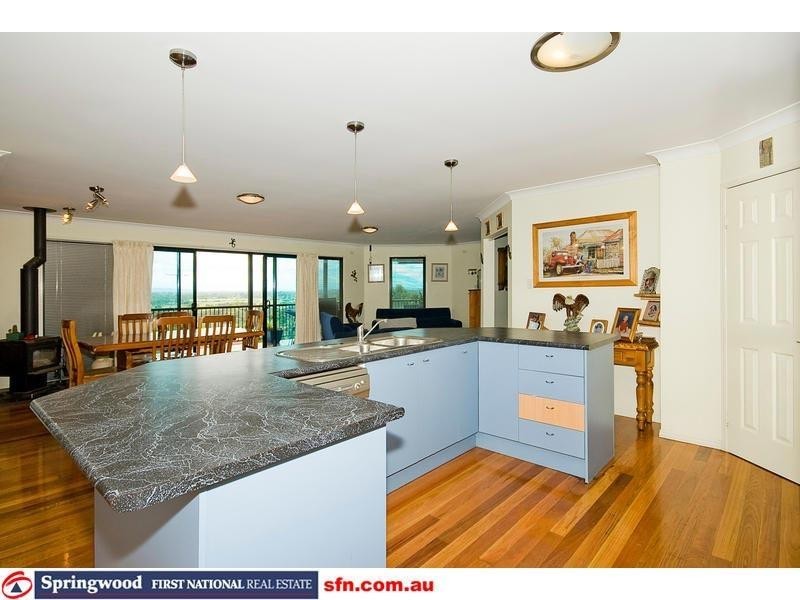 5 Antonia Court, Tanah Merah QLD 4128