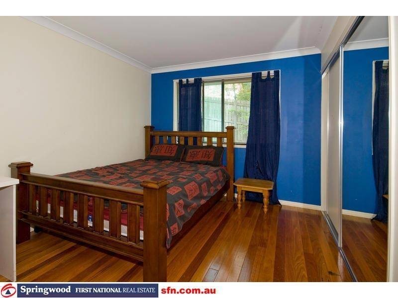 5 Antonia Court, Tanah Merah QLD 4128