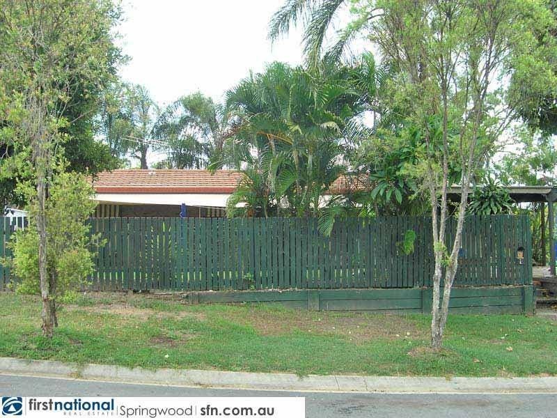 1 Claret Drive, Kingston QLD 4114