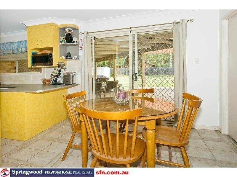 7 Bron Court, Loganlea QLD 4131