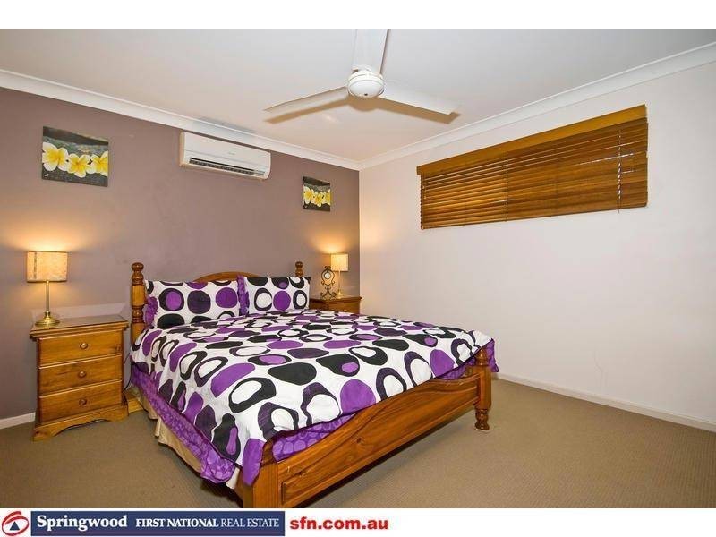 7 Bron Court, Loganlea QLD 4131