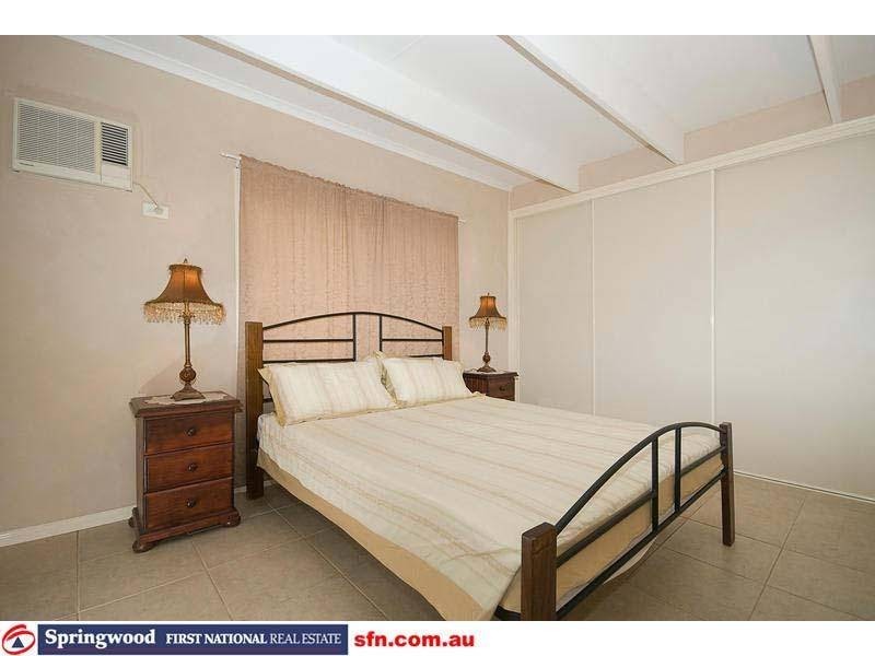 34 Leslie Parade, Slacks Creek QLD 4127