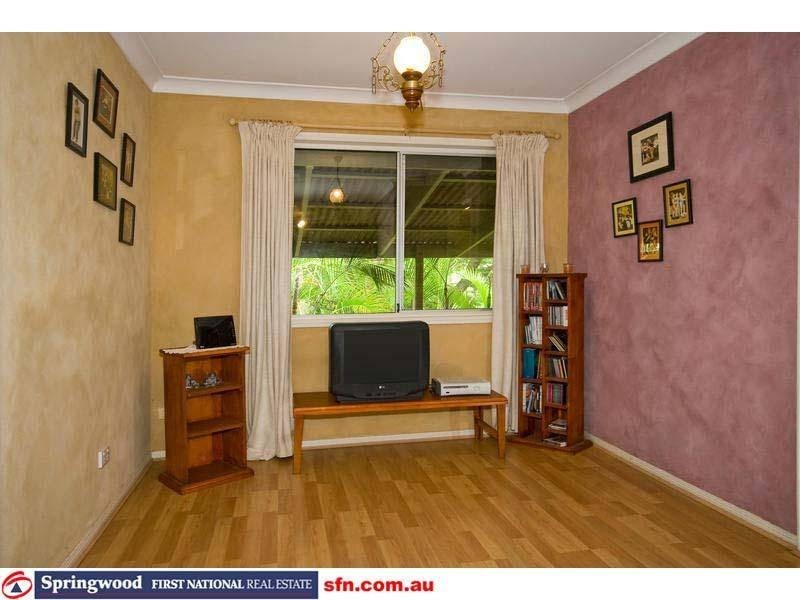 34 Leslie Parade, Slacks Creek QLD 4127