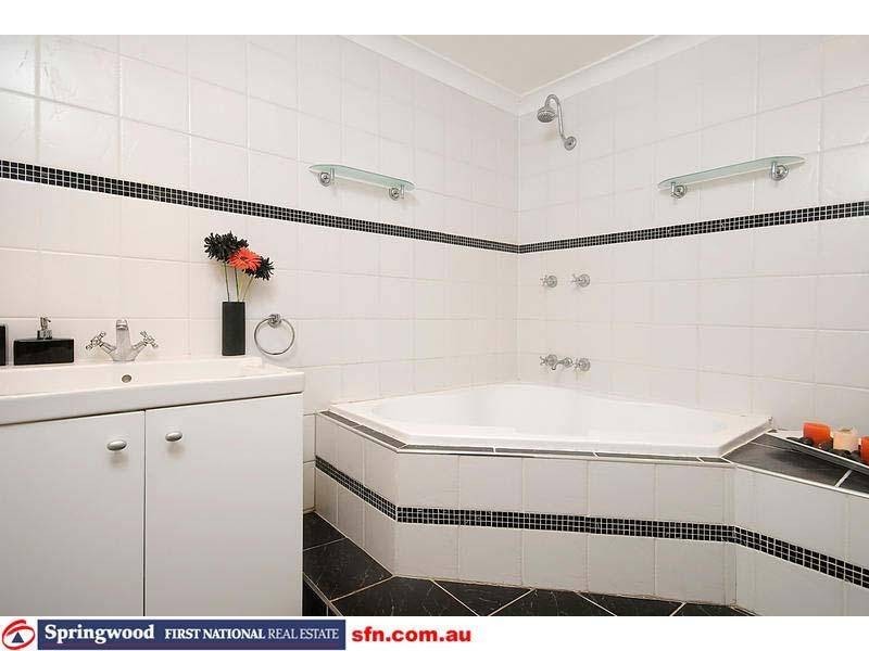 34 Leslie Parade, Slacks Creek QLD 4127