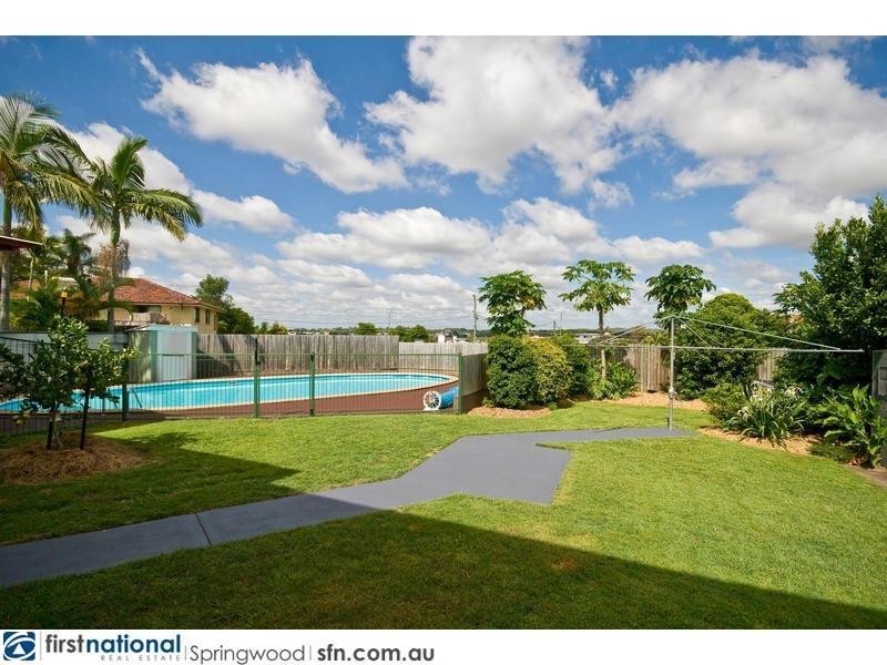 9 Collene Grove, Springwood QLD 4127