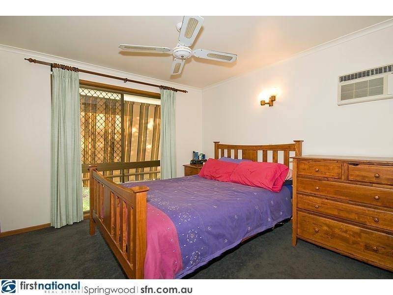 5 Maneroo Court, Springwood QLD 4127