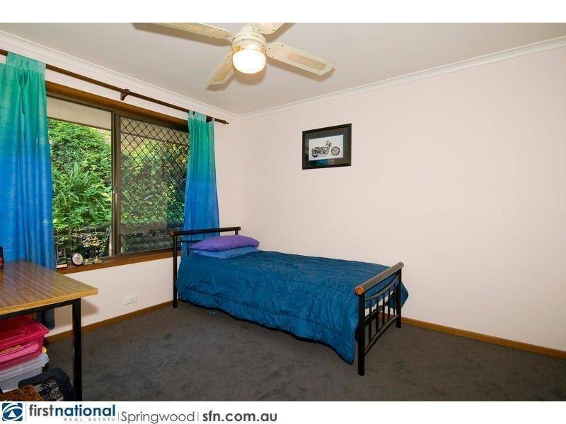 5 Maneroo Court, Springwood QLD 4127