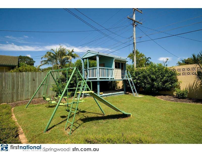 34 Westmoreland Boulevard, Springwood QLD 4127