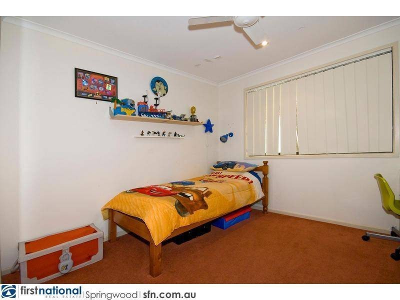 34 Westmoreland Boulevard, Springwood QLD 4127