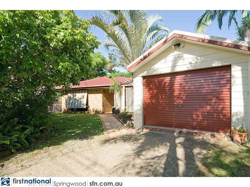 5 Maneroo Crescent, Springwood QLD 4127