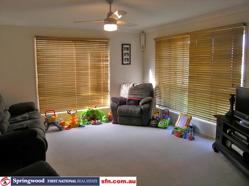 14 Cougal Close, Loganholme QLD 4129