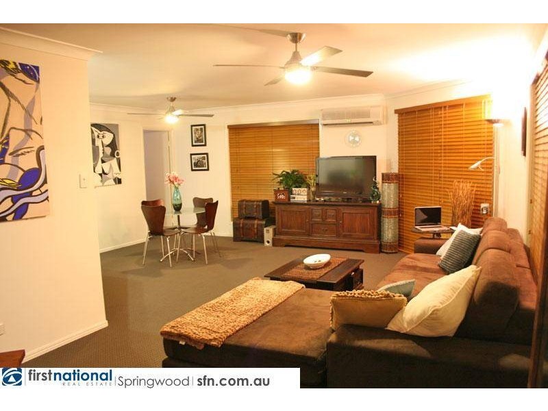 54 Cowra Street, Tanah Merah QLD 4128