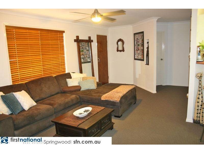 54 Cowra Street, Tanah Merah QLD 4128