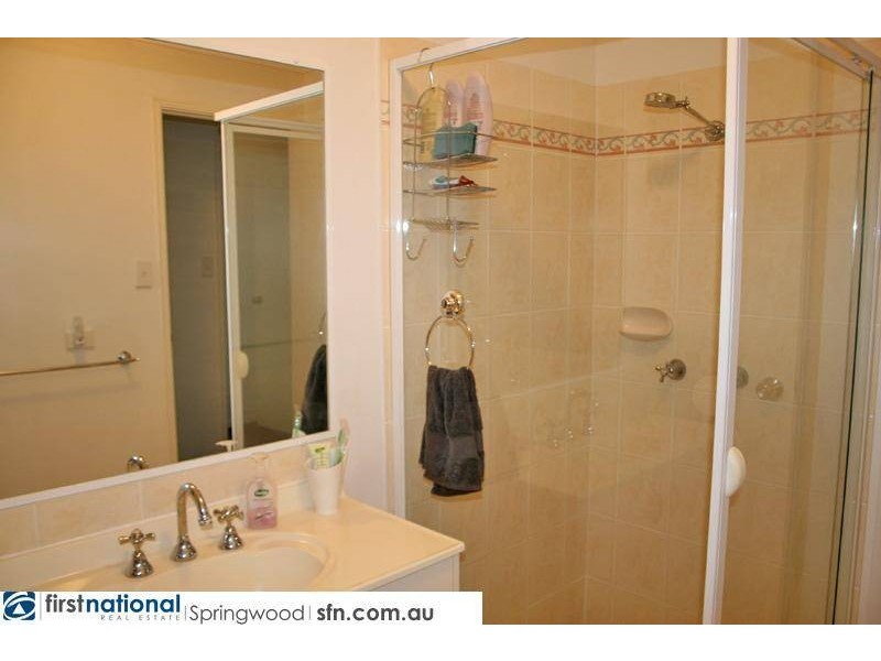 54 Cowra Street, Tanah Merah QLD 4128