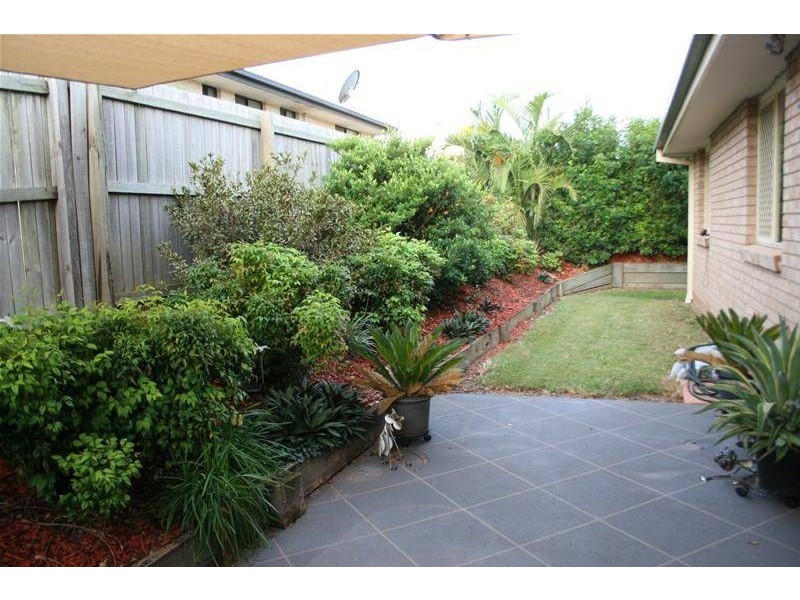 54 Cowra Street, Tanah Merah QLD 4128