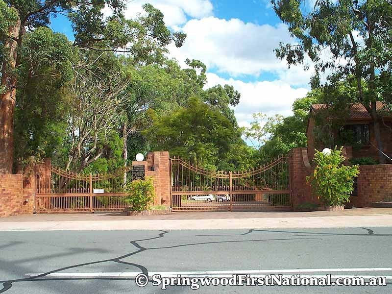 40/111 Barbaralla Drive, Springwood QLD 4127