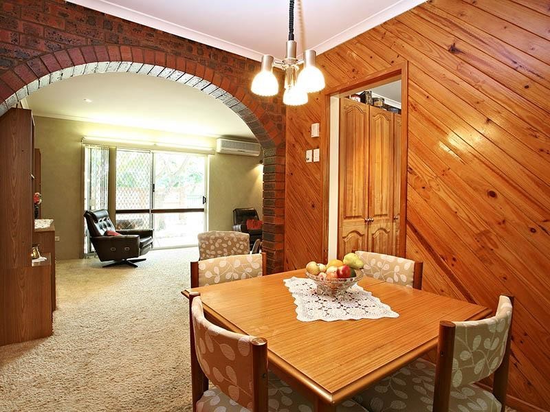 60 Barbaralla Drive, Springwood QLD 4127