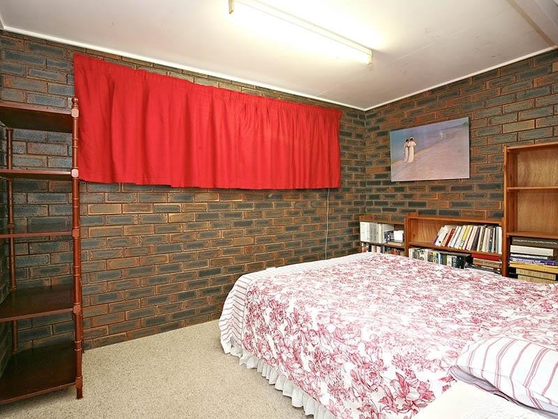 60 Barbaralla Drive, Springwood QLD 4127