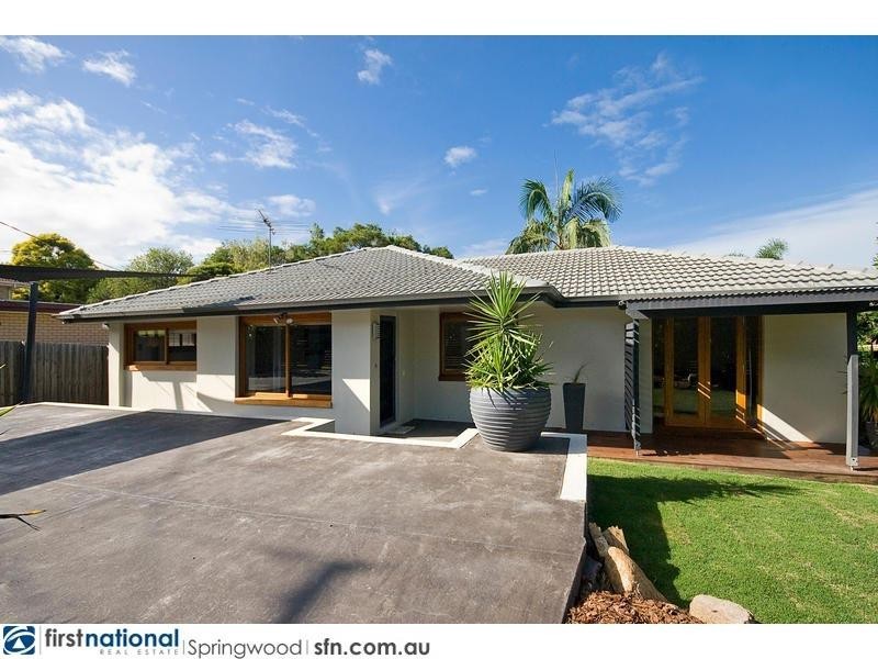 19 Raquel Avenue, Springwood QLD 4127