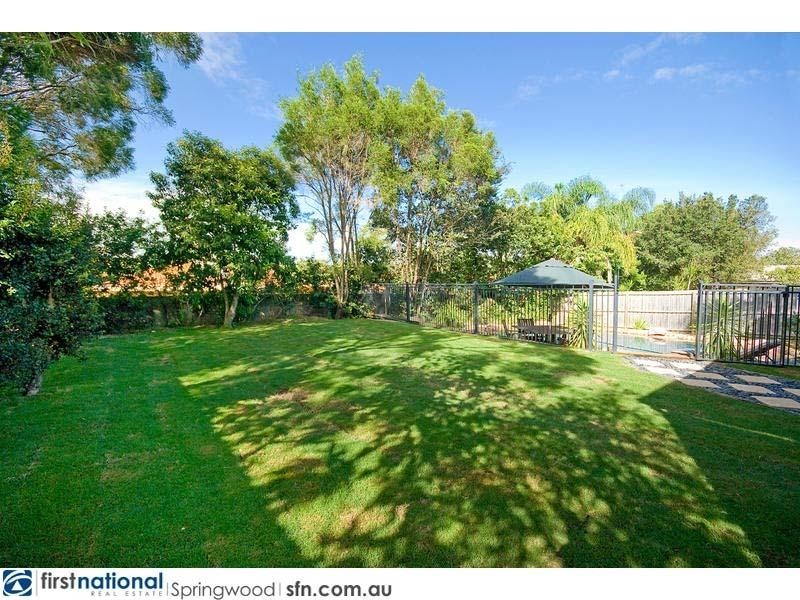 19 Raquel Avenue, Springwood QLD 4127