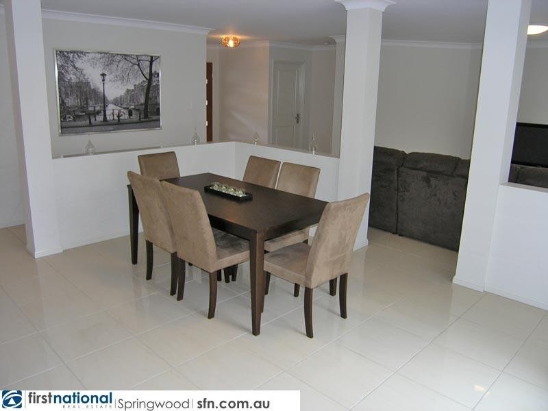 8 River Gum Court, Loganholme QLD 4129