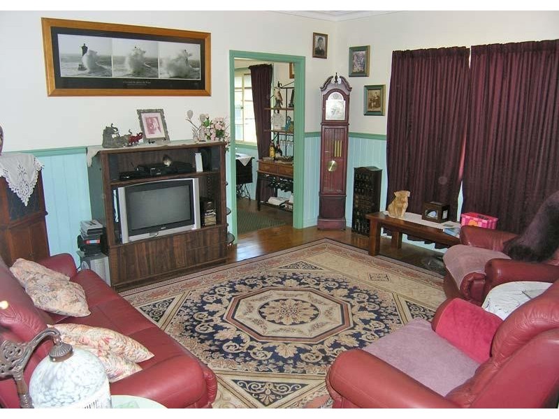 36 Melaleuca Drive, Lamb Island QLD 4184