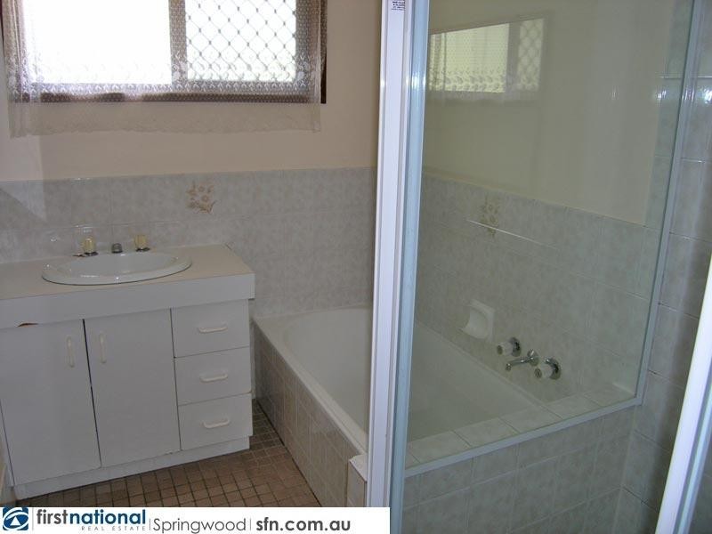 6 Que Close, Cornubia QLD 4130