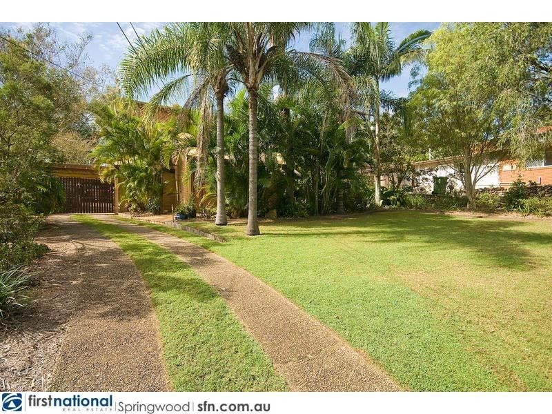 24 Leslie Parade, Slacks Creek QLD 4127