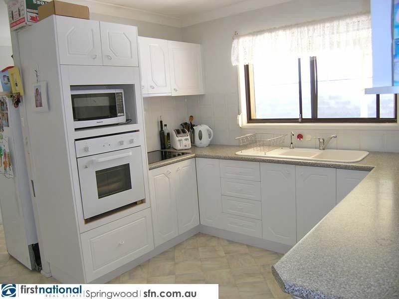 46 Wootton Crescent, Springwood QLD 4127