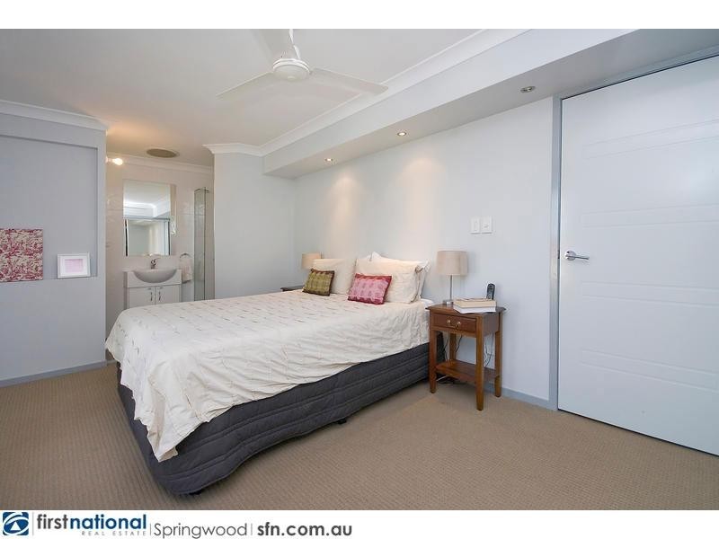 25 Jardine Drive, Springwood QLD 4127