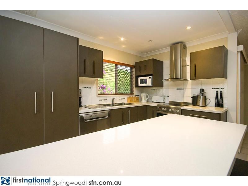 10 Fawkner Street, Slacks Creek QLD 4127